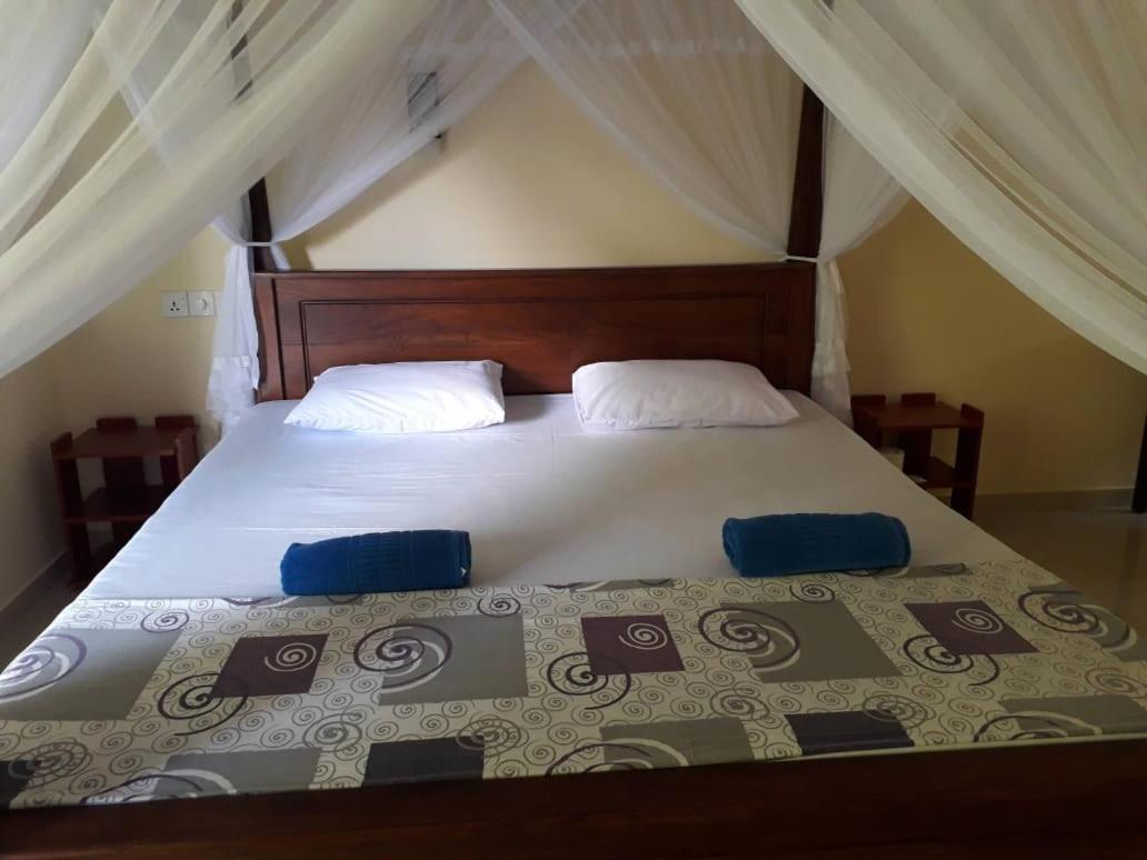 Hotel Blue Point Rest Tangalle Esterno foto