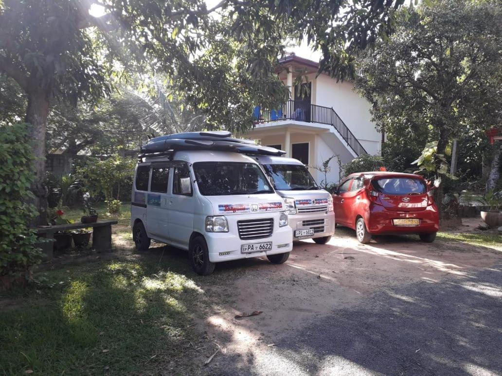 Hotel Blue Point Rest Tangalle Esterno foto