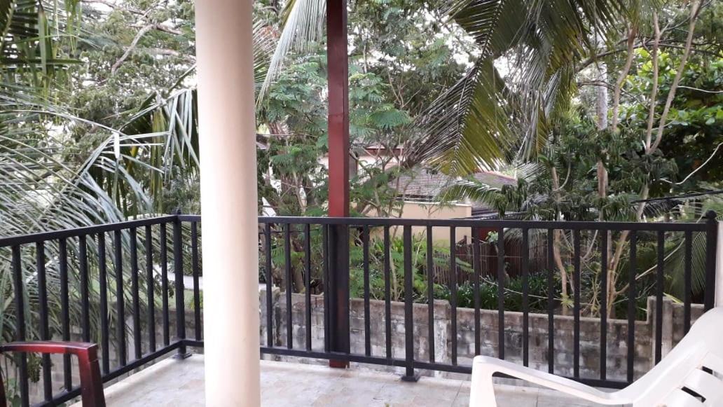 Hotel Blue Point Rest Tangalle Esterno foto