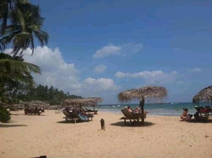 Hotel Blue Point Rest Tangalle Esterno foto