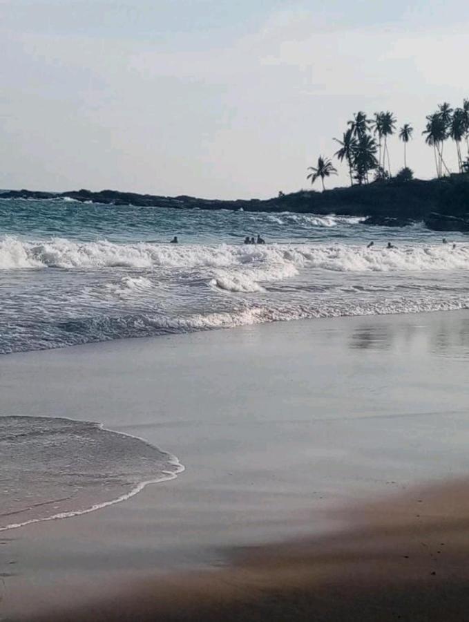 Hotel Blue Point Rest Tangalle Esterno foto